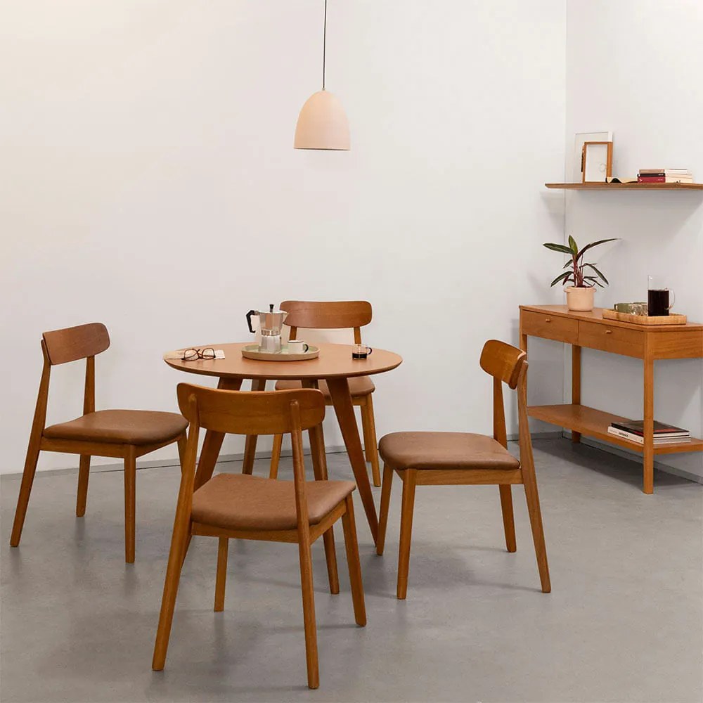 Conjunto Mesa Jantar Square Redonda 88cm Louro Freijó + 4 Cadeiras Nord Encosto Madeira Assento PU Cognac