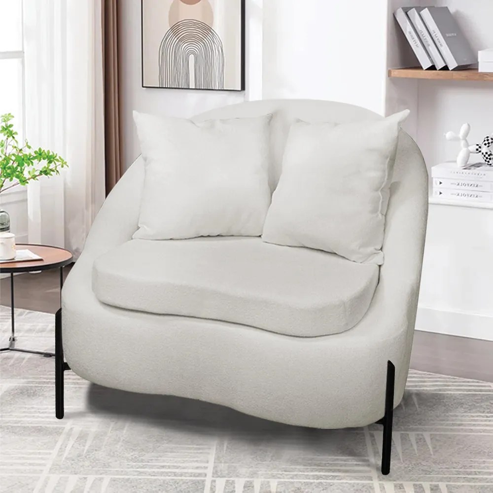 Poltrona Decorativa Orgânica Pé de Metal Preto Zaya Bouclê C05 - D'Rossi - Off White