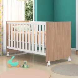 Berço Americano Mini Cama Com Rodízios Doce Sonho Carvalho/Branco - Qm