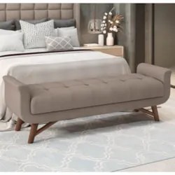 Puff Recamier Calçadeira 160cm Base Madeira Neville Z37 Veludo Bege -
