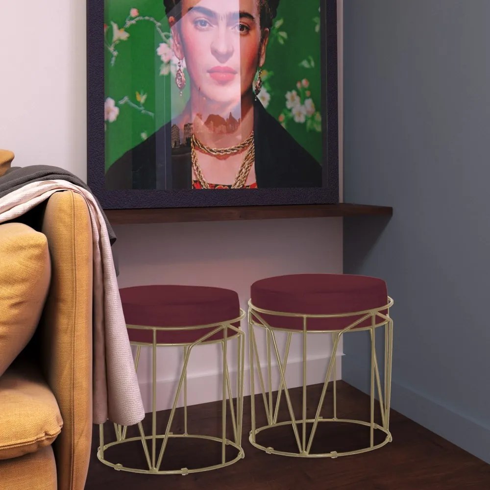 Kit 2 Puffs Decorativo Sala de Estar Base Gold Chloe Suede Bordô G41 - Gran Belo