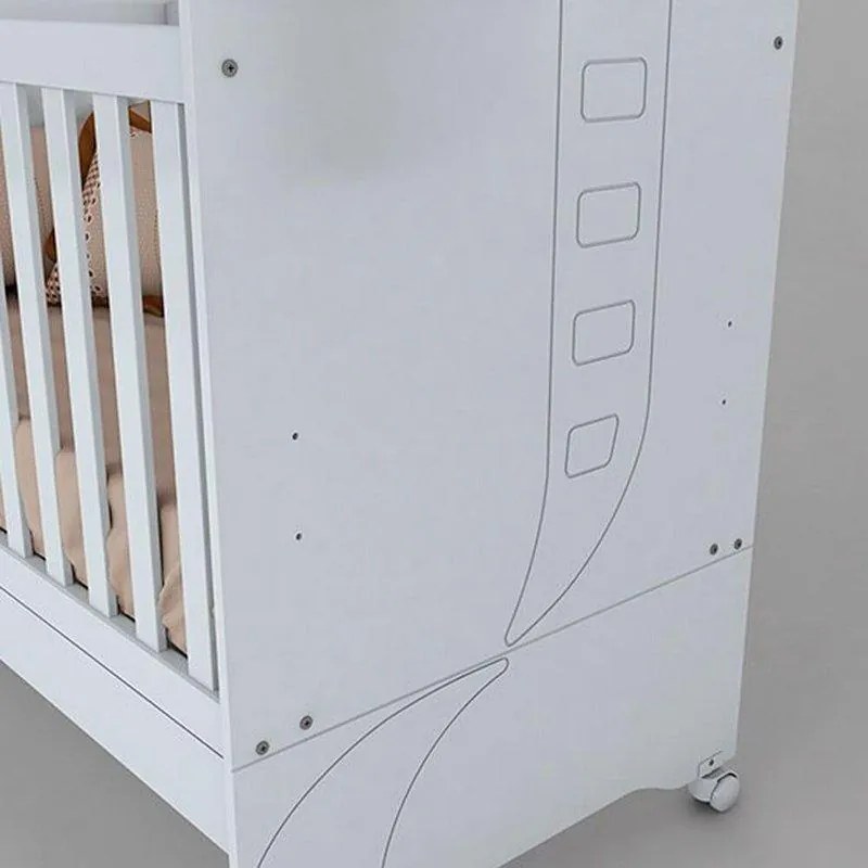 Berço 3 Em 1 Vira Mini Cama Mosquiteiro Rodinhas Em Mdf Pão de Mel