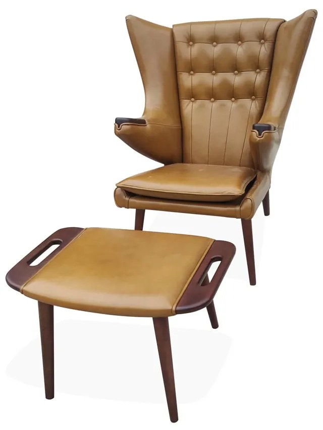 Poltrona Papa Bear com Puff Madeira Maciça Eucalipto Clássicos de Design by Hans J. Wegner