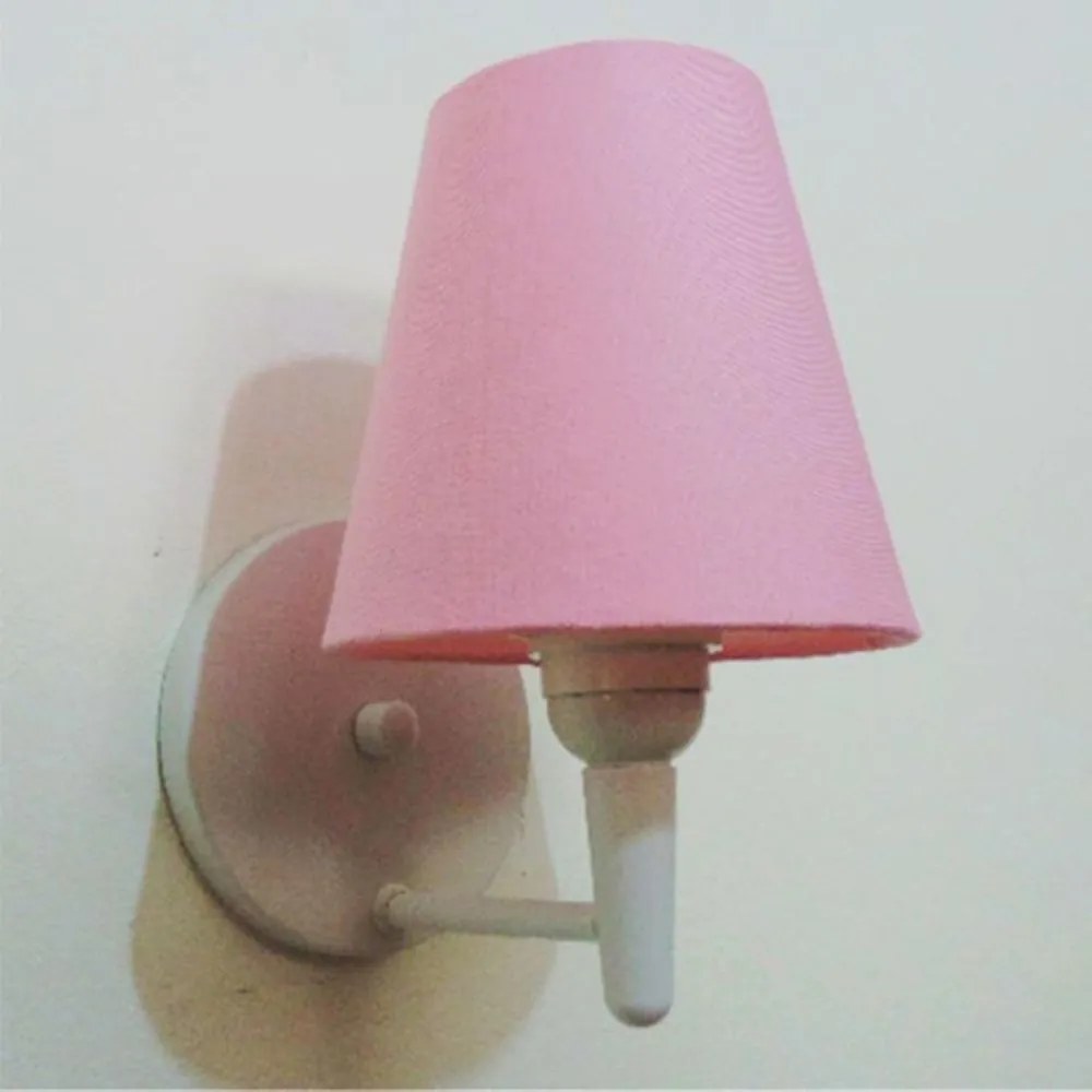 Arandela Cone Md-2004 Base Branco Cúpula em Tecido 14/14x07cm Rosa Bebê - Bivolt