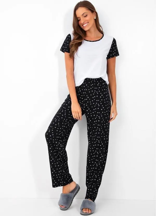 Pijama Estrelas em Malha de Algodão