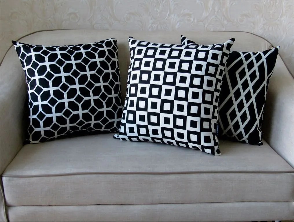 3 Capas para Almofada Soft Turim Geométrico Preto 43x43cm
