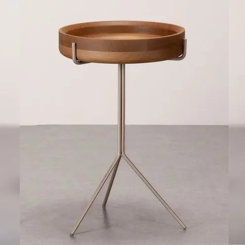 Mesa de Apoio Tray Alta Tampo Natural Base Champagne - 78040 Sun House