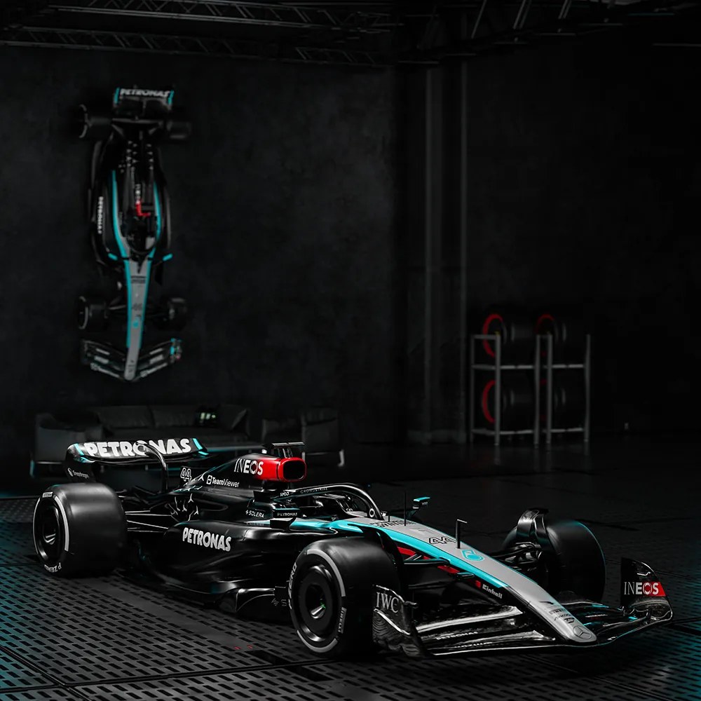 Modelo 1.2 Carro de Corrida MCD W15 2024 Hamilton Artesanal Fibra de Vidro e Polietileno Decorativo F1 Preto/Prata G53 - Gran Belo
