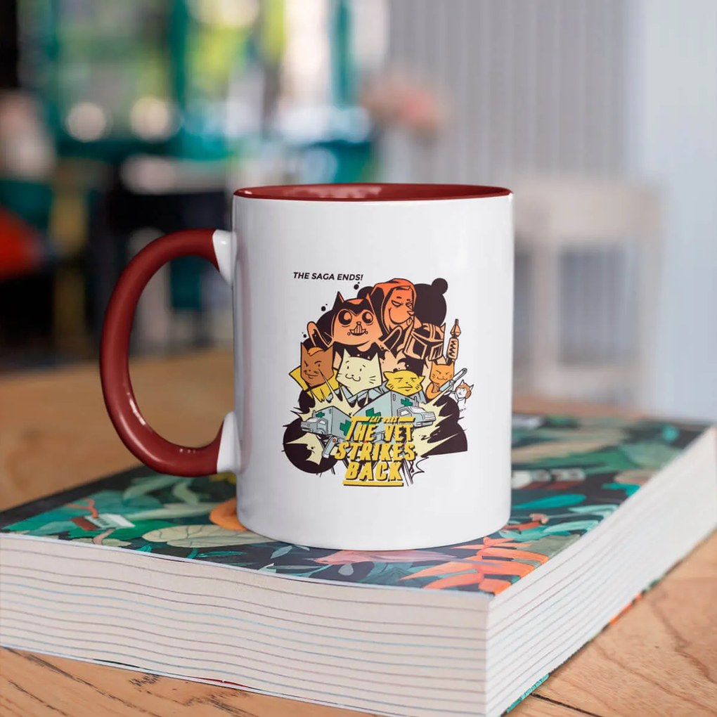 Caneca Cat Wars The Vet Strikes Back Nerd Branca com Alça Marrom