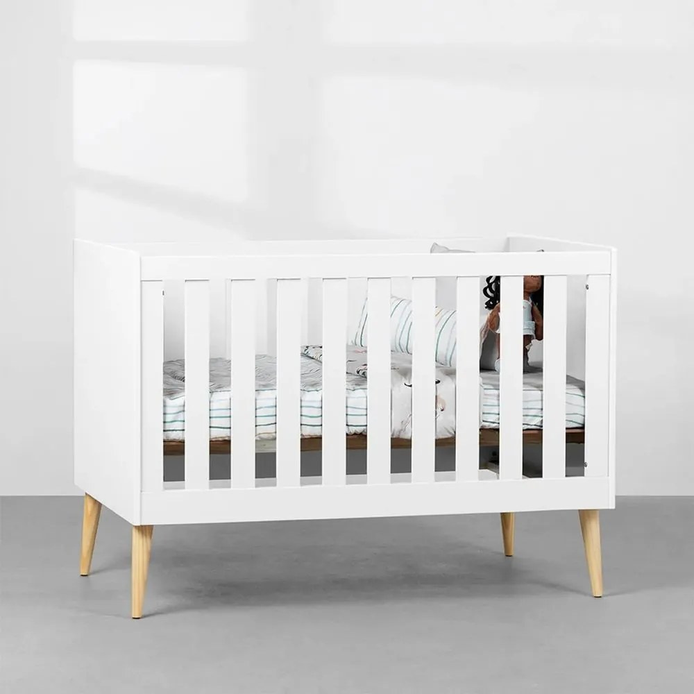 Berço Mini Cama Noah com Pés Retrô Natural - Branco