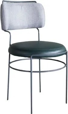 Cadeira Estofada Finlândia Cinza