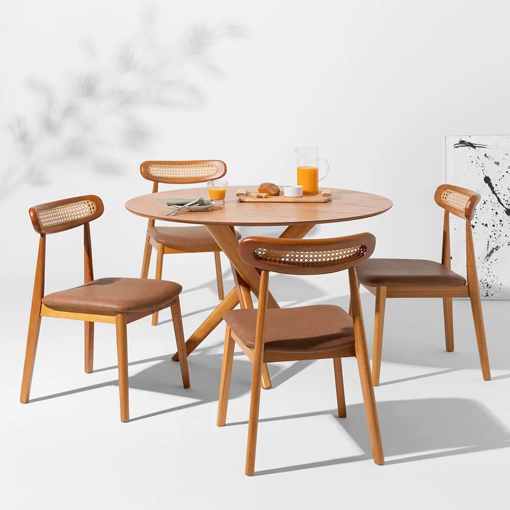 Conjunto Mesa de Jantar Thai Redonda Carvalho Americano -1,20m + 4 Cadeiras Dalí Palha Larga PU - Cognac