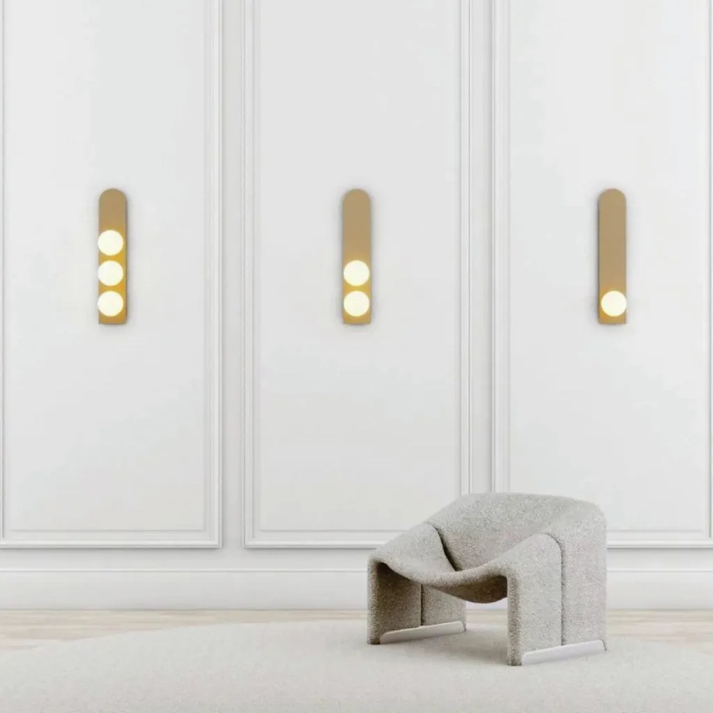 Arandela Aliança 13X65X13Cm 03Xg9 Globo 10Cm - Usina 90035/3 (BT / CB-P - Branco Texturizado / Cobre Brilho Polido, Branco (Fosco))