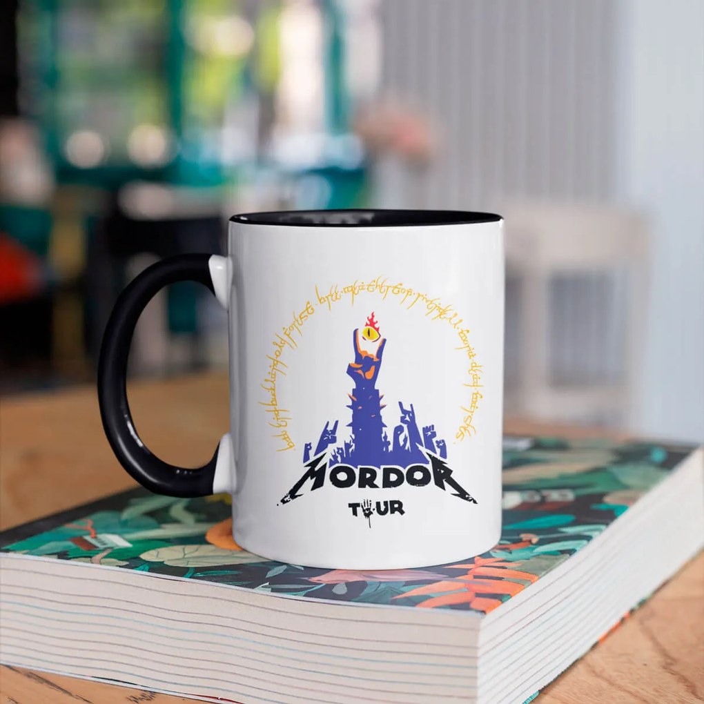Caneca Mordor Tour Senhor dos Anéis Branca com Alça Preta
