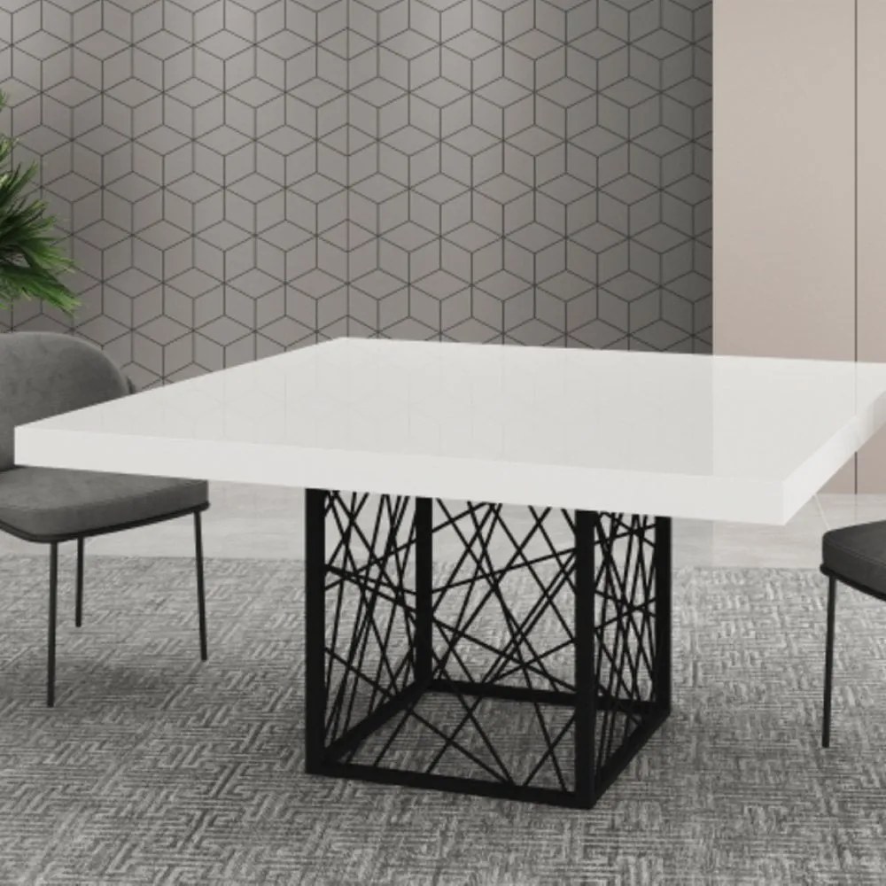 Mesa de Jantar Helga Quadrada Tampo em Vidro Base em Metal Design Contemporâneo