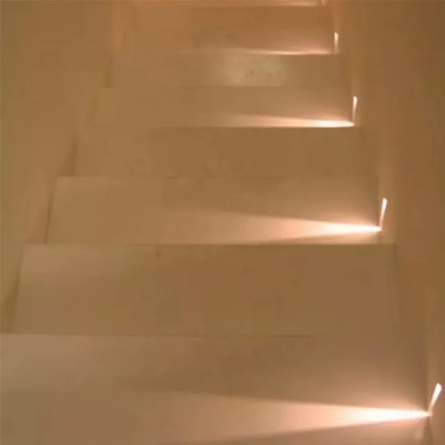 Balizador Lumin&aacute;ria Parede Embutir Frisado Caixa 4x2 Escada Bivolt Para L&acirc;mpada LED G9