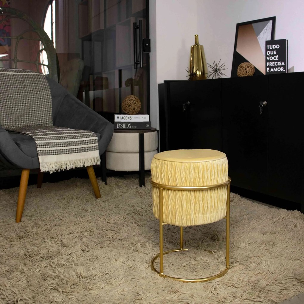 Puff Decorativo Banqueta Redondo de Natal com Base de Ferro em Veludo Bege - D'Rossi