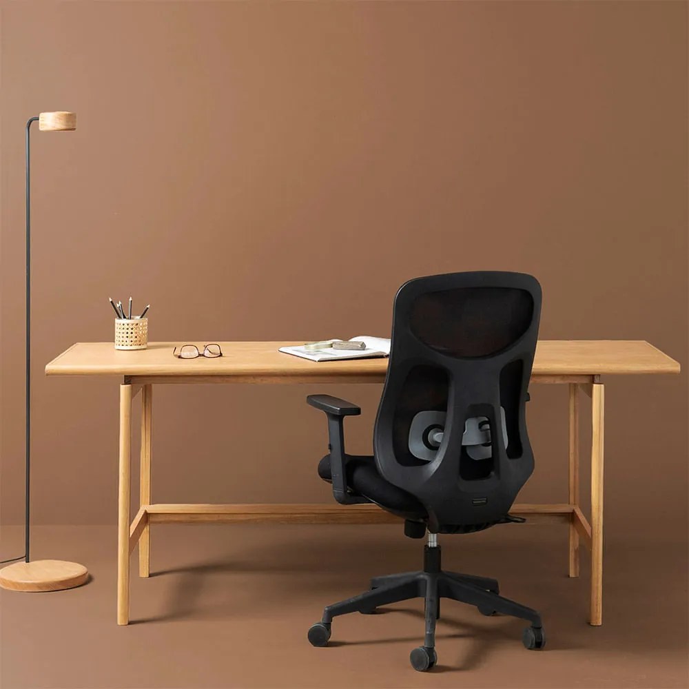 Conjunto Office - Escrivaninha Nori Natural 1,85m + Cadeira de Escritório Kira Baixa Preto