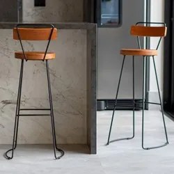 Kit 2 Banquetas Altas com Encosto para Cozinha Estilo Industrial Aura