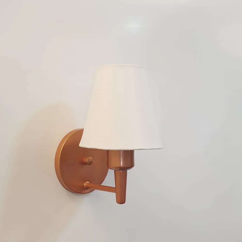 Arandela Cone Md-2004 Base Cobre Cúpula em Tecido 14/14x07cm Branco - Bivolt