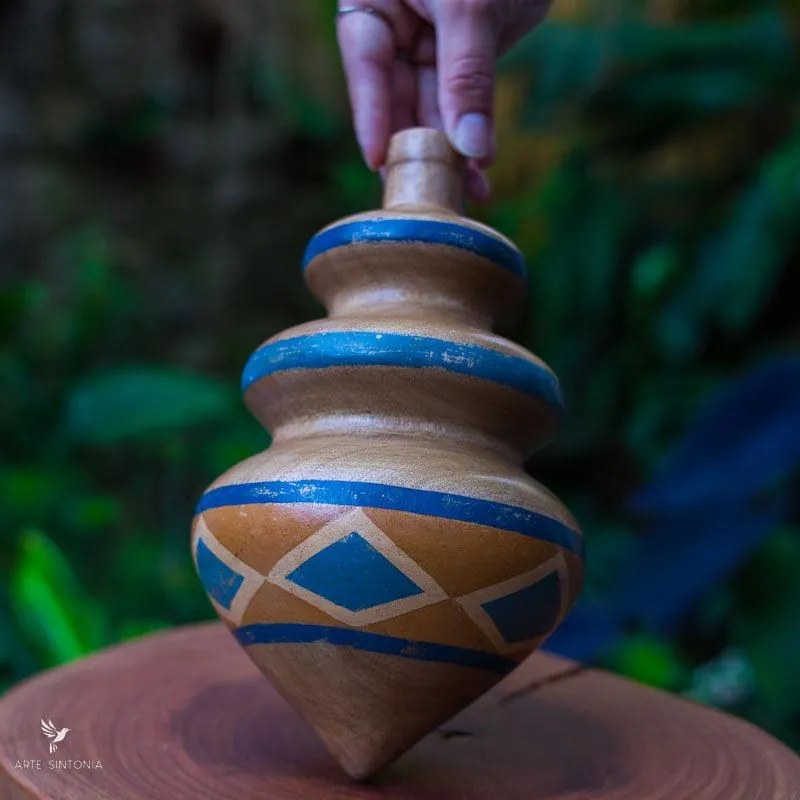 Pião de Madeira Artesanal | Curral