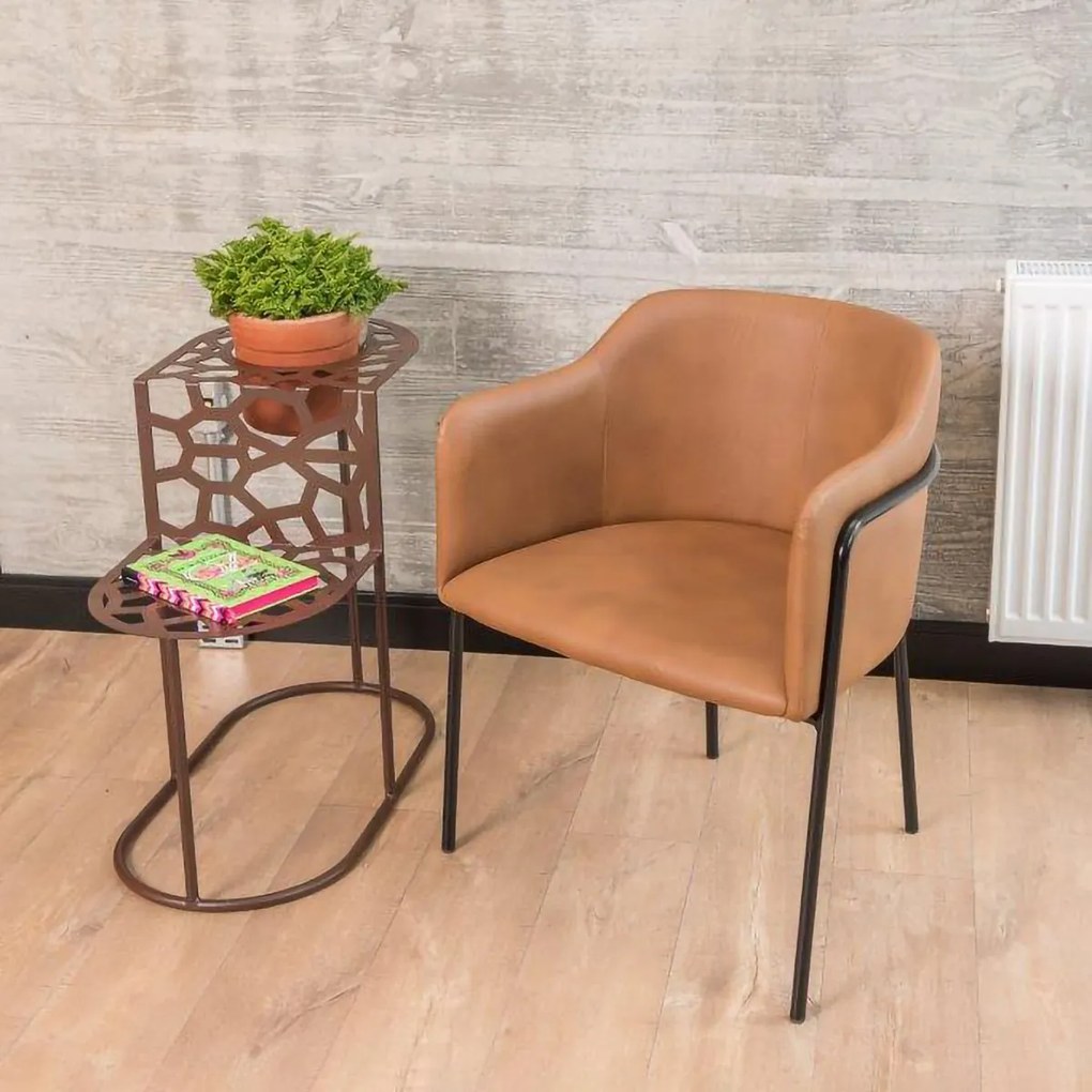 Poltrona Berlle Concha em Multilaminado Estofado Estrutura Aço Carbono Pintado