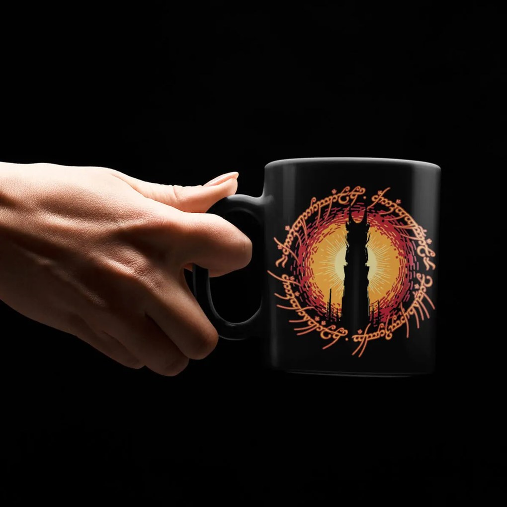 Caneca Mordor Ring O Senhor dos Anéis Preta Café Chá Sucos