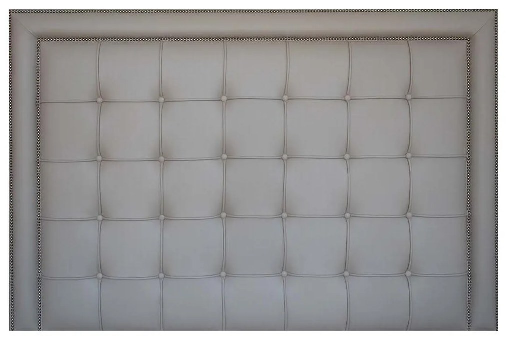 Cabeceira Botonê Queen com Tachas - Tecido à escolha Kleiner