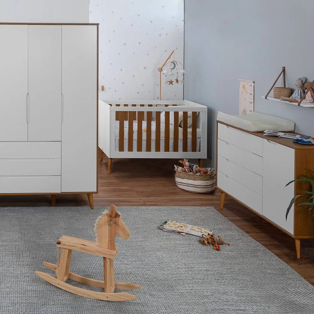 Kit Quarto Infantil com Pés Retrô Mel - Cômoda Elfe 4 Gavetas e 1 Porta + Guarda-Roupa Elfe + Berço Mini Cama Noah - Branco Fosco e Savana