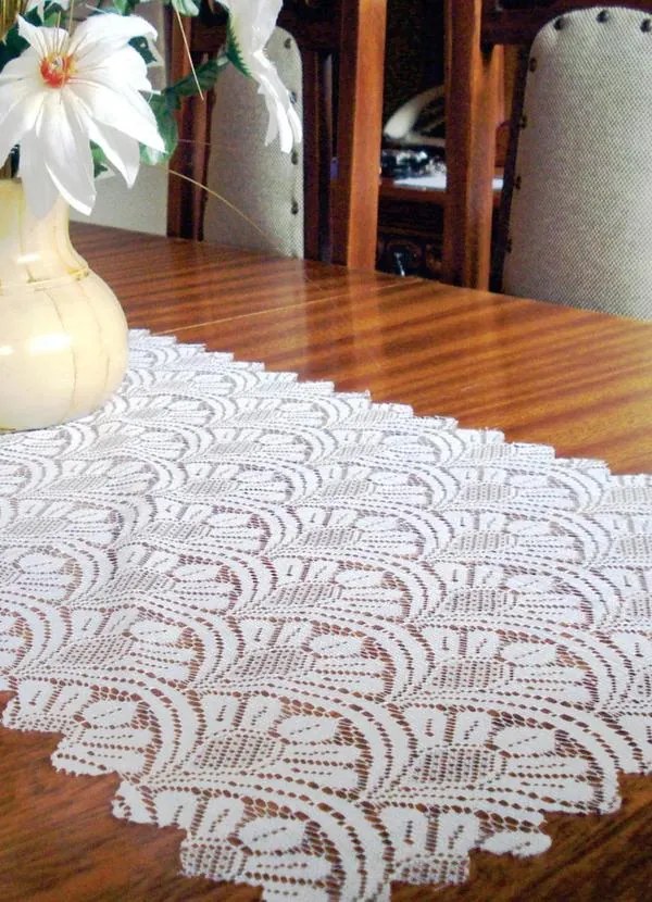 Trilho de Mesa Renda Branco 140x40 Cm