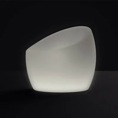 Poltrona Tramontina Oca Infantil Lumiére em Polietileno com Lâmpada Led