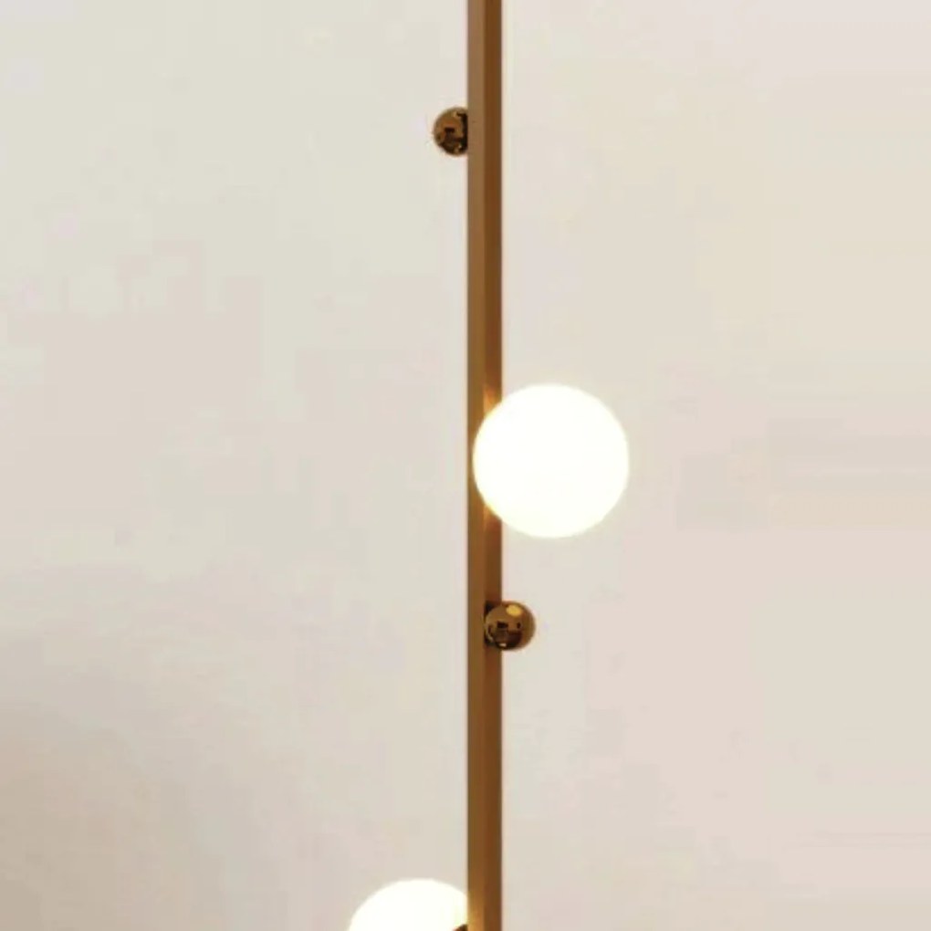 Luminária De Chão Graça 16X78X16Cm 03Xg9 Globo 12Cm - Usina 90031/3 (FN-F - Fendi Fosco, Branco (Fosco))