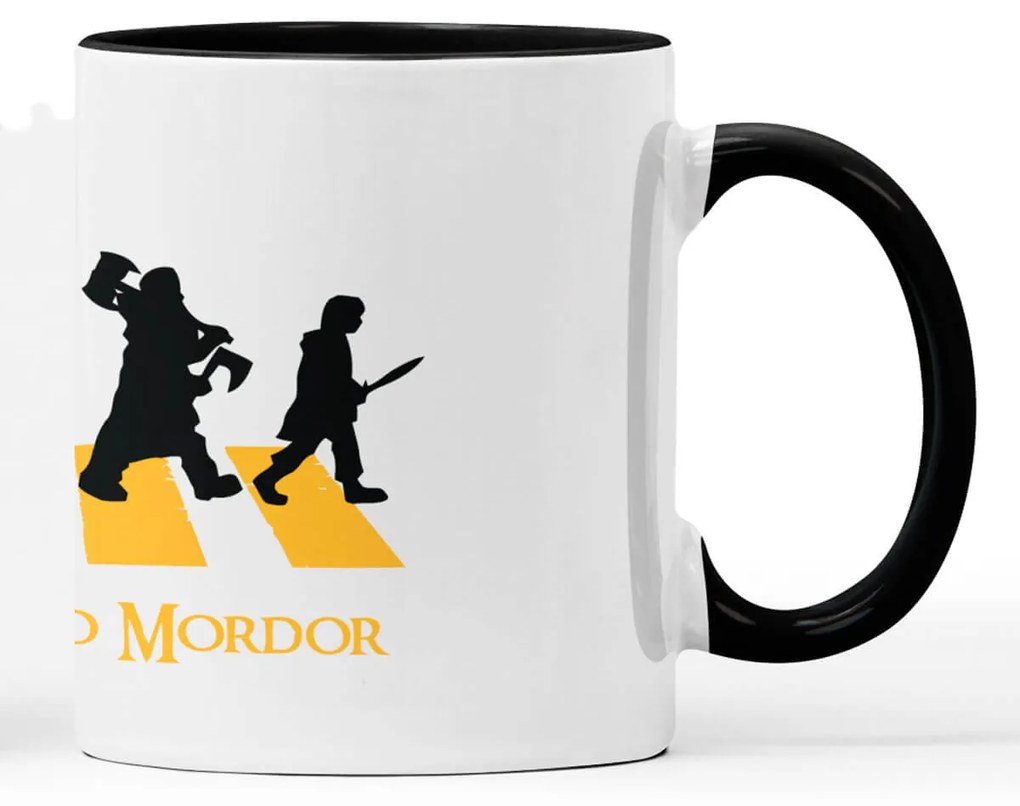 Caneca Road to Mordor O Senhor dos Anéis Branca com Alça Preta