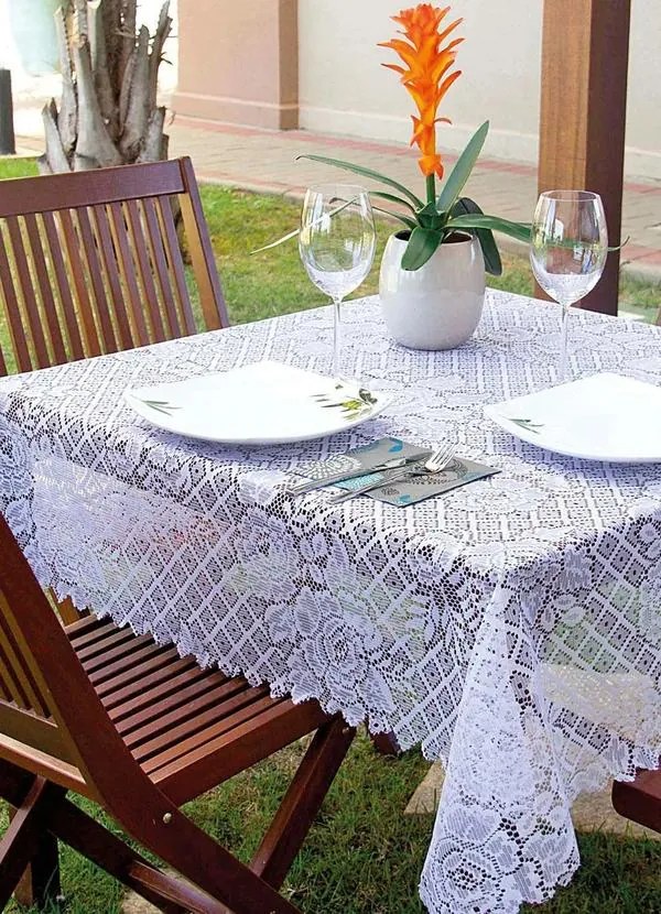 Toalha de Mesa Quadrada Branca 140x140 Cm