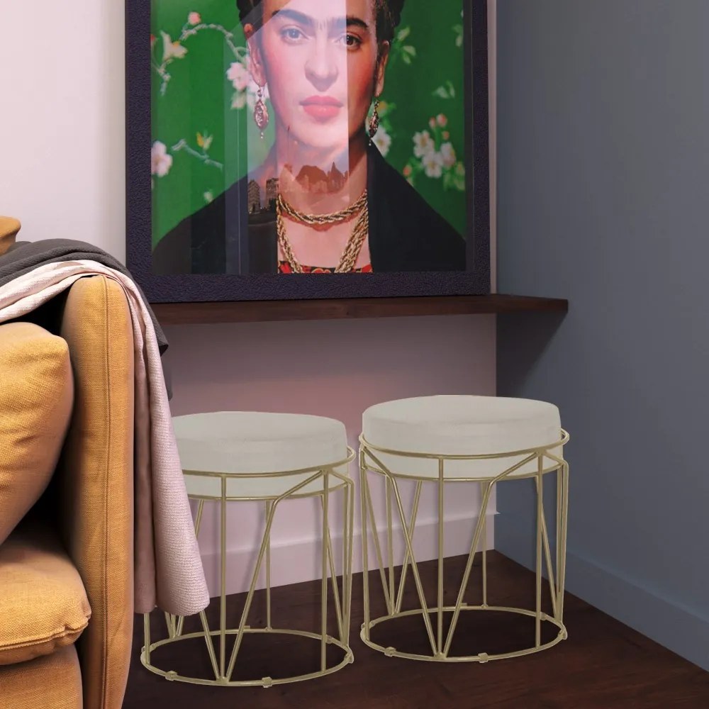 Kit 2 Puffs Decorativo Sala de Estar Base Gold Chloe Suede Bege G41 - Gran Belo
