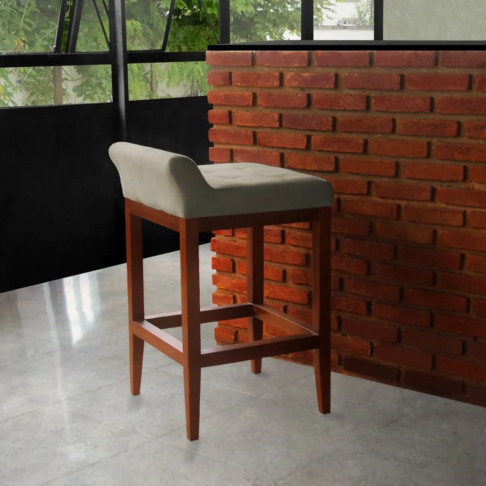 Banqueta Alta Lotus Base Madeira Maciça Estofada Suede Nude