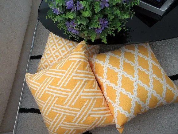 3 Capas para Almofadas Soft Veludo Geométrico Amarelo 43x43cm