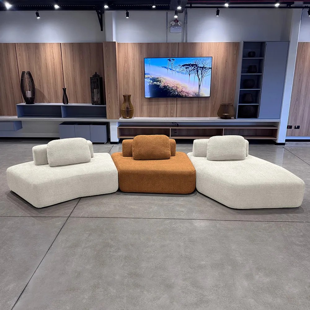 Sofá Ilha Sala de Estar 2 Módulos e Chaise Dakota Encosto Almofadas Soltas Bouclê Rústico OffWhite/Terracota G33 - Gran Belo