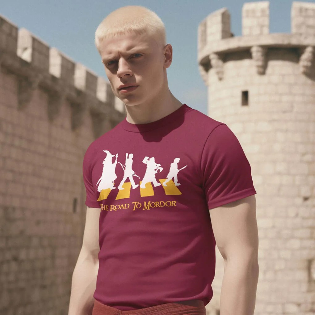 Camiseta Unissex The Road to Mordor O Senhor dos Anéis - Vinho - P
