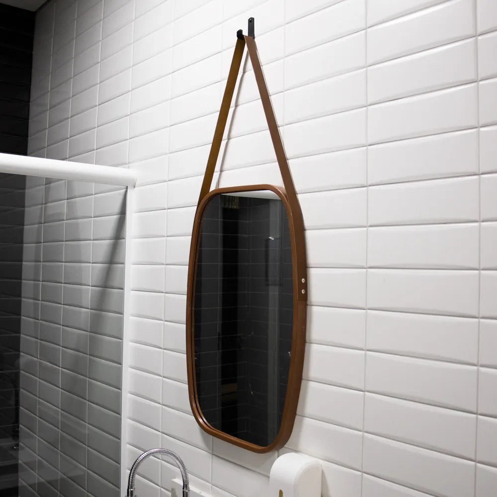Espelho Decorativo Retangular com Moldura de Plastíco Caramelo Alça Caramelo 65x43,5 cm - D'Rossi