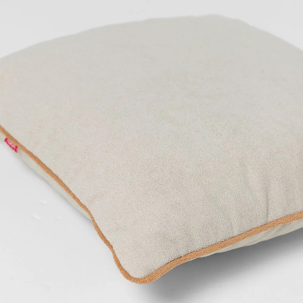 Almofada Areia Com Debrun Caramelo - 50x50cm