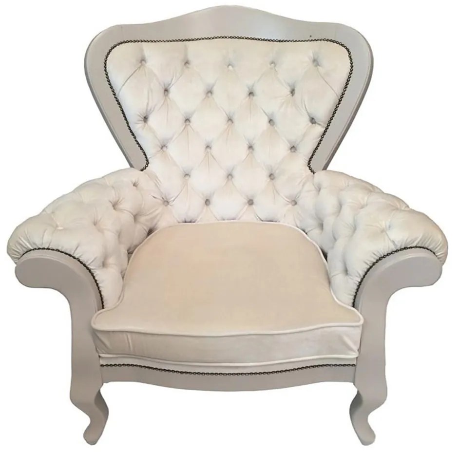 Poltrona Beaumont com Tachas Kleiner Schein -