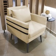 Poltrona Mari Suede com Tira Corano Preto Pés Palito de Ferro Preto - D'Rossi D03 - D'Rossi - Bege