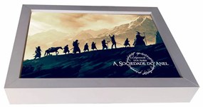 Quadro Luminária Box A4 32x22cm Sociedade - O Senhor dos Anéis - Branco
