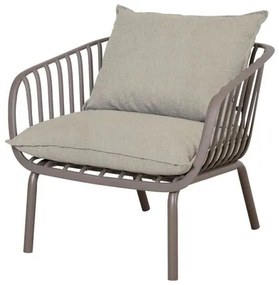 Poltrona Seiva PP Fendi Almofada Amêndoa Base Metal - 75736 Sun House