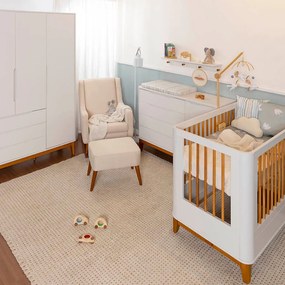 Kit Quarto Infantil Boom com Pés Square Mel - Berço Slim Evolutivo + Cômoda 4 Gavetas e 1 Porta + Guarda-Roupa 3 Portas + Poltrona Ginga + Puff - Bran