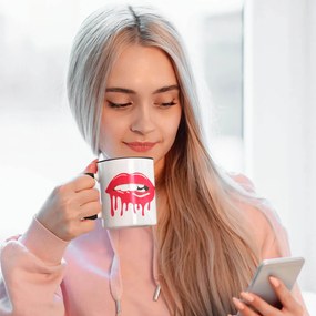 Caneca Boca Lábios Vermelhos Molhados com Alça Preta
