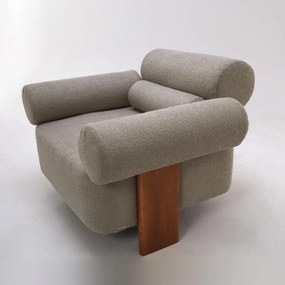 Poltrona Annalya Estofada Design Cilíndrico com Almofada Rolo Estrutura Madeira Eucalipto