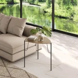 Mesa Lateral Baixa Para Sala Pés Metálicos Blen Louro/Preto I06 - Mpoz