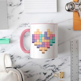 Caneca Coração Pixel Branca com Alça e interior Rosa
